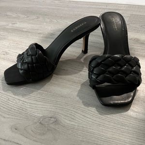 Express heels in black - size 7